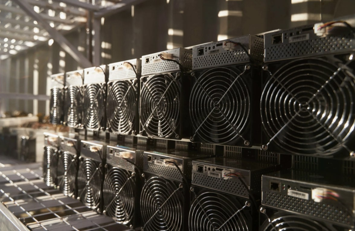 Ряд ASIC-майнеров с системой воздушного охлаждения
